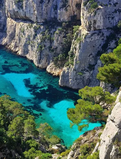 Une calanque entre Marseille et Cassis